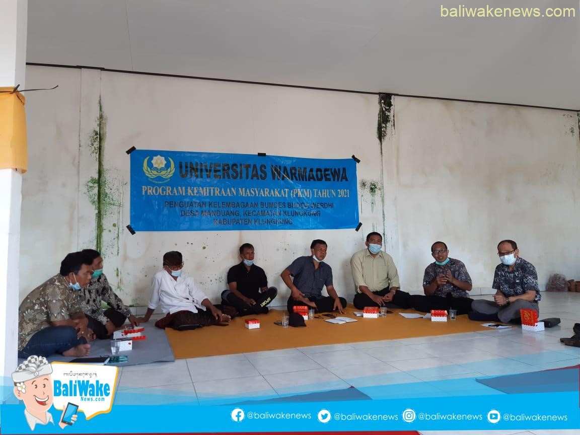 Strengthening BUMDes Institutions in Manduang Village