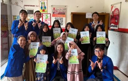 Universitas Warmadewa Gelar PKM di Panti Asuhan Mizan Amanah Depok, Ajak Anak Belajar Bahasa Inggris dan Hak Anak